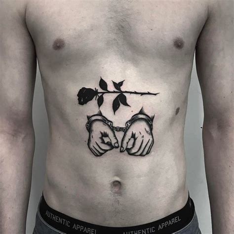 25 ideas de Tatuajes abdomen hombre